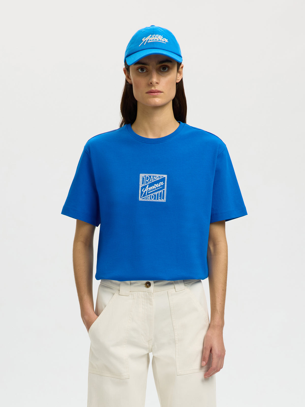 Relaxed Brook Hotel Amour Tee
