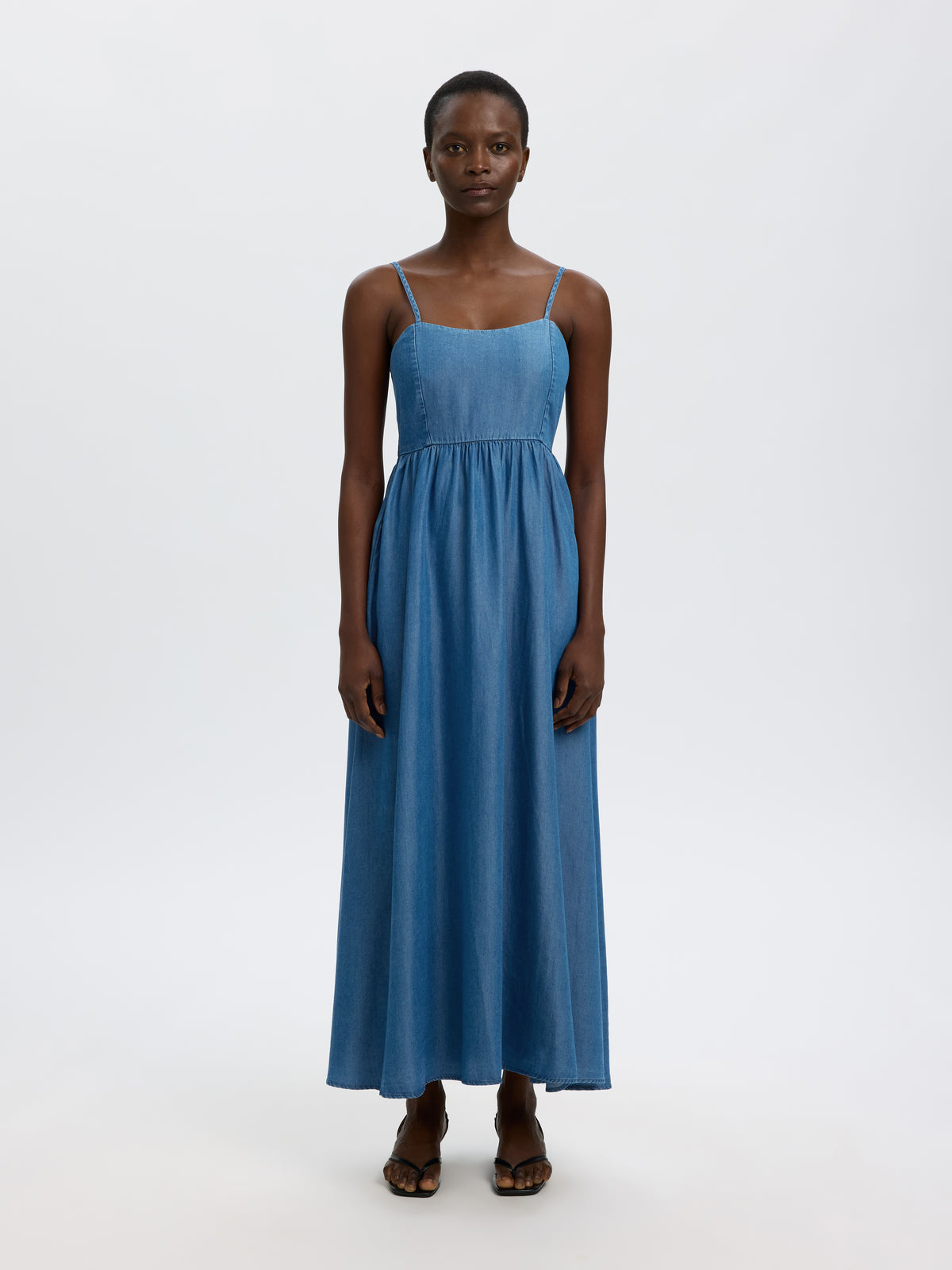Janna Ankle Dress
