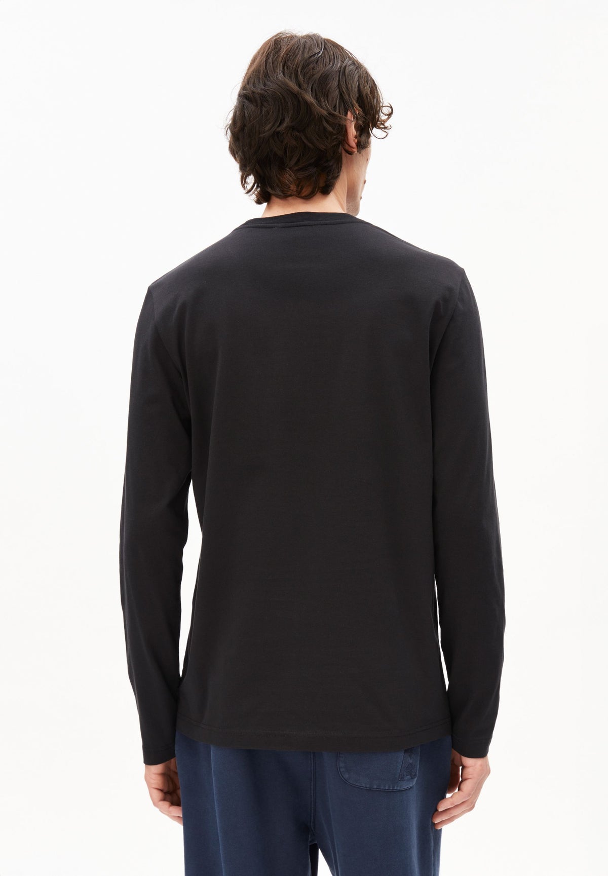 Jaames Longsleeve