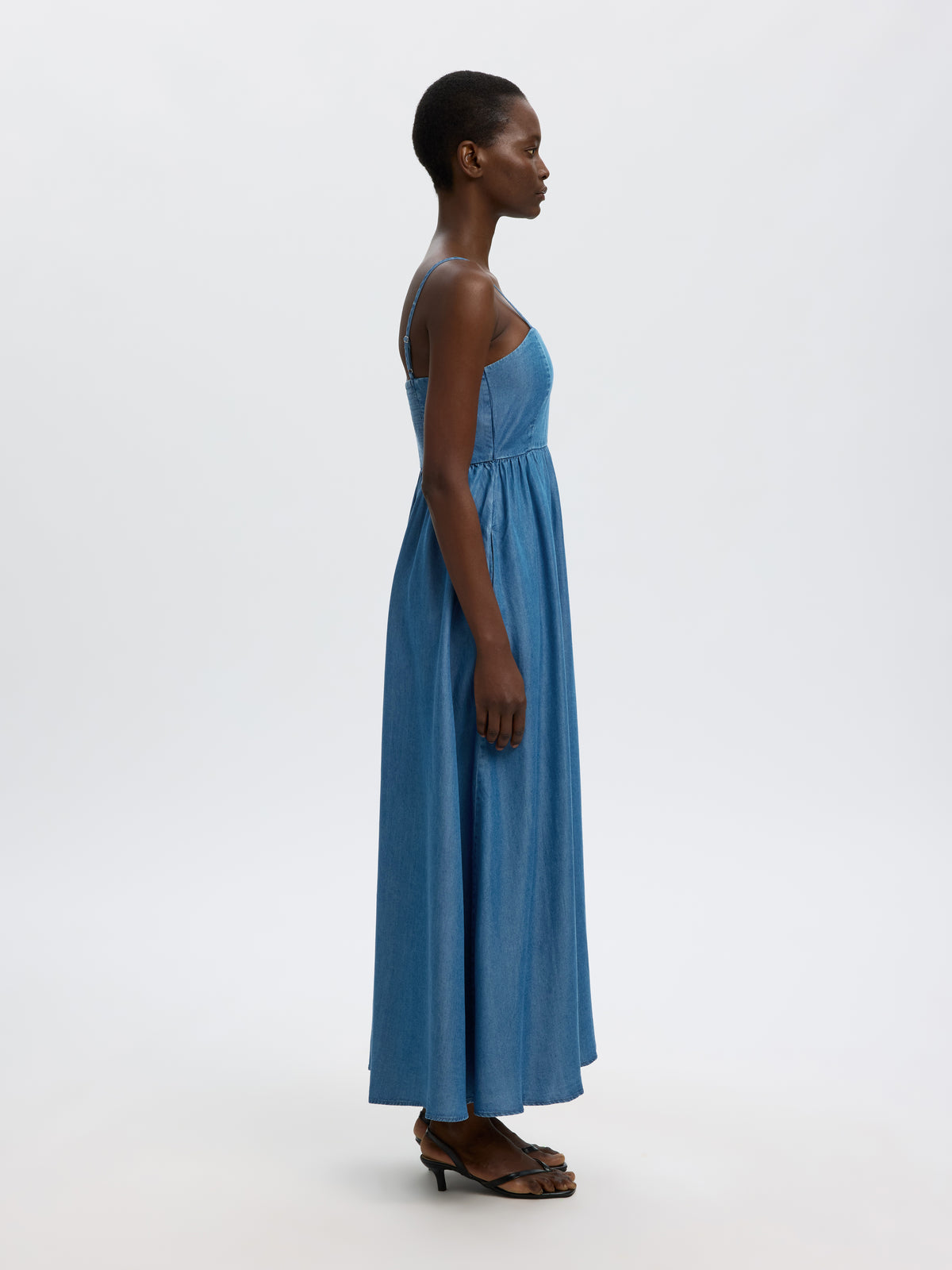 Janna Ankle Dress